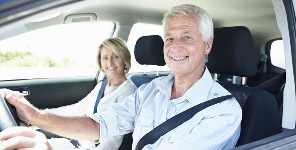 La mitad de conductores mayores de 80 años elige el coche para desplazarse La mitad de conductores mayores de 80 años elige el coche para desplazarse