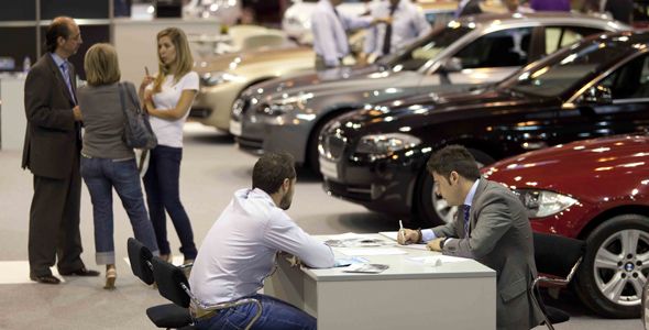 La crisis hace que la compra de un coche sea más racional y menos pasional La crisis hace que la compra de un coche sea más racional y menos pasional