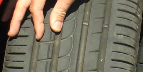 Siete de cada diez coches, con neumáticos defectuosos Siete de cada diez coches, con neumáticos defectuosos