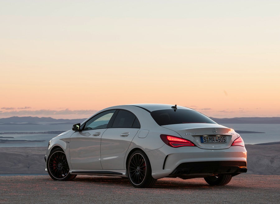 Mercedes-Benz CLA 45 AMG Mercedes-Benz CLA 45 AMG