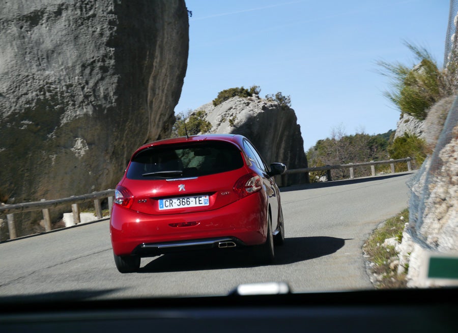 Prueba Peugeot 208 GTi Prueba Peugeot 208 GTi, Niza, Rubén Fidalgo