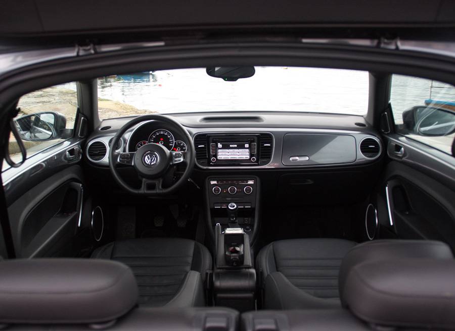 Prueba VW Beetle Design 1.6 TDi 105 CV Prueba VW Beetle Design 1.6 TDi 105 CV, interior, Rubén Fidalgo
