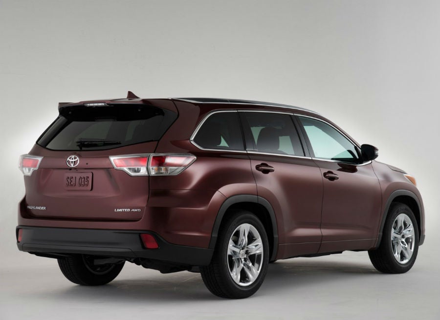 Toyota Highlander El nuevo Toyota Highlander llega a los concesionarios a principios de 2014.