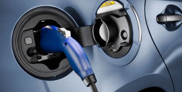 Ferrolineras: los trenes recargan la batería de tu coche eléctrico Ferrolineras: los trenes recargan la batería de tu coche eléctrico