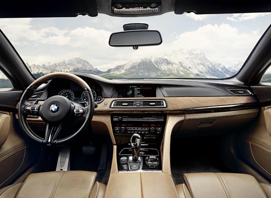 BMW Pininfarina Gran Lusso Coupe En el interior del BMW Pininfarina Gran Lusso Coupe destacan los materiales de calidad.