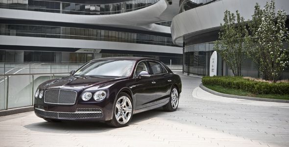 Nuevo Bentley Flying Spur: el lujo, en el Salón de Barcelona Nuevo Bentley Flying Spur: el lujo, en el Salón de Barcelona
