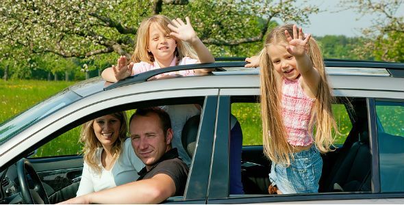 La mitad de los conductores va más despacio cuando viaja con la familia La mitad de los conductores va más despacio cuando viaja con la familia