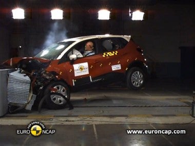 Euro NCAP: crash-test del Renault Captur Euro NCAP: crash-test del Renault Captur