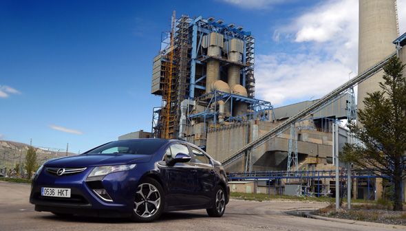 Opel Ampera 2012: una prueba con intensidad Opel Ampera 2012: una prueba con intensidad