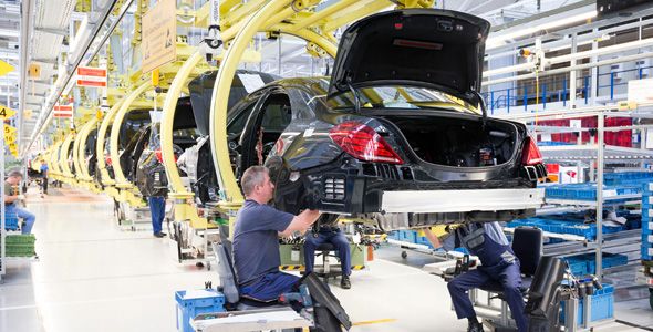 Daimler inicia la producción del nuevo Mercedes Clase S en Sindelfingen Daimler inicia la producción del nuevo Mercedes Clase S en Sindelfingen