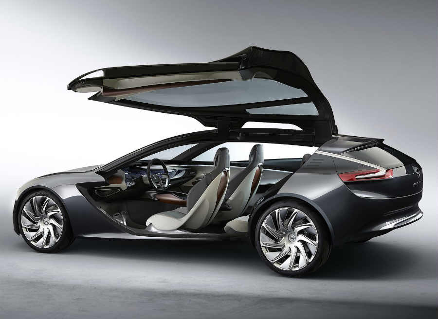 Opel Monza Concept El Opel Monza Concept cuenta con un sistema de apertura de puertas, cuanto menos, curioso.
