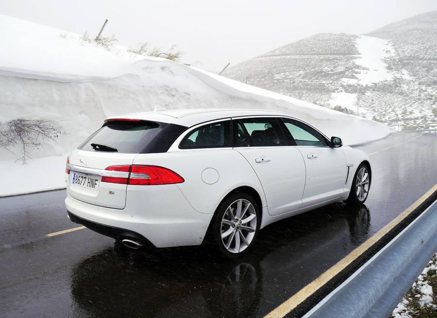 Prueba Jaguar XF Sbrake 3.0 V6 diesel 240 CV Prueba Jaguar XF Sbrake 3.0 V6 diesel 240 CV, Aralla, Rubén Fidalgo