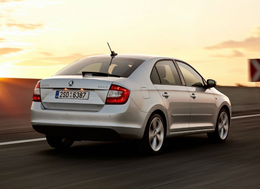 Skoda Rapid El Skoda Rapid con motor TDI de 90 CV llega en agosto.