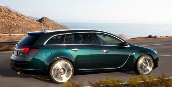 Nuevos precios para el Opel Insignia 2014 Nuevos precios para el Opel Insignia 2014
