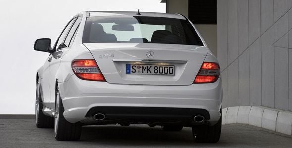 Detectan un fallo en las luces traseras de 218.000 Mercedes Clase C Detectan un fallo en las luces traseras de 218.000 Mercedes Clase C