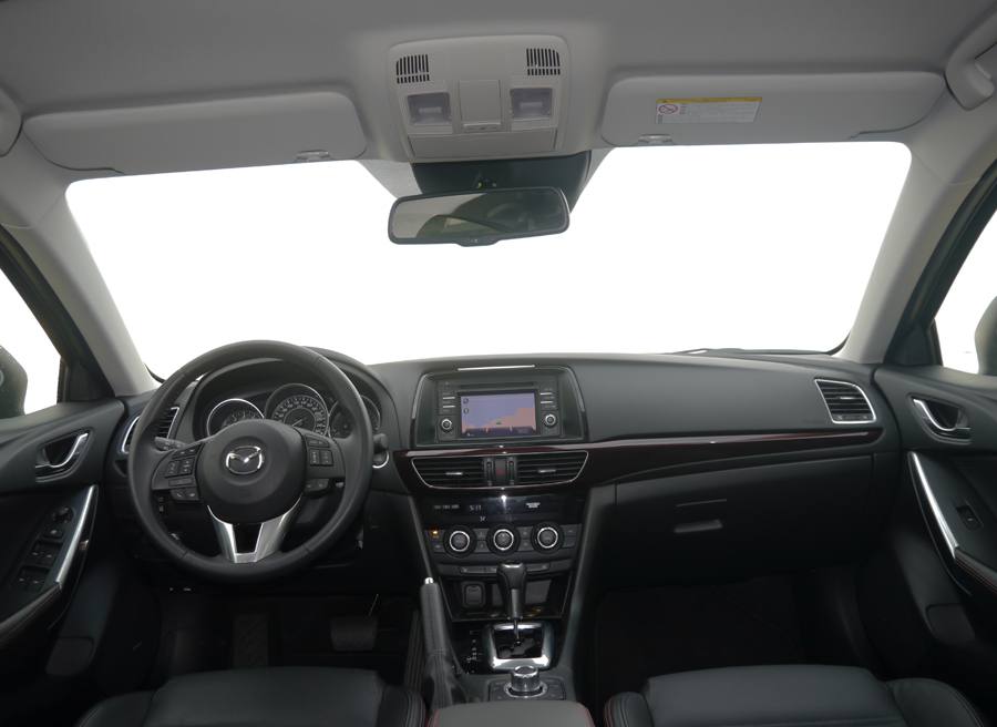Prueba nuevo Mazda 6 2.5 GE 192 CV Prueba nuevo Mazda 6 2.5 GE 192 CV, interior, Rubén Fidalgo