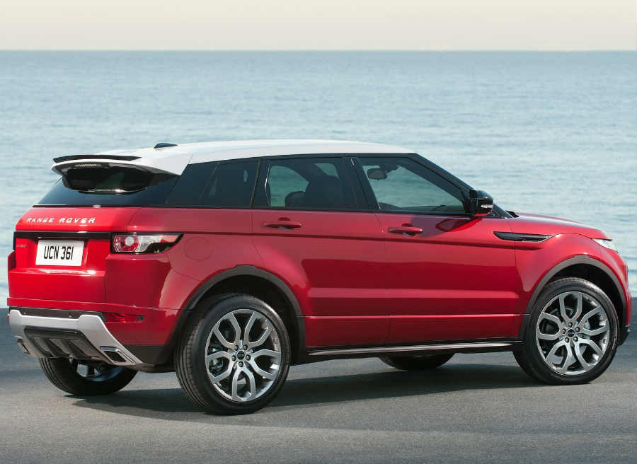Range Rover Evoque El Range Rover Evoque estrena la nueva caja de cambios automática de nueve relaciones de la marca.