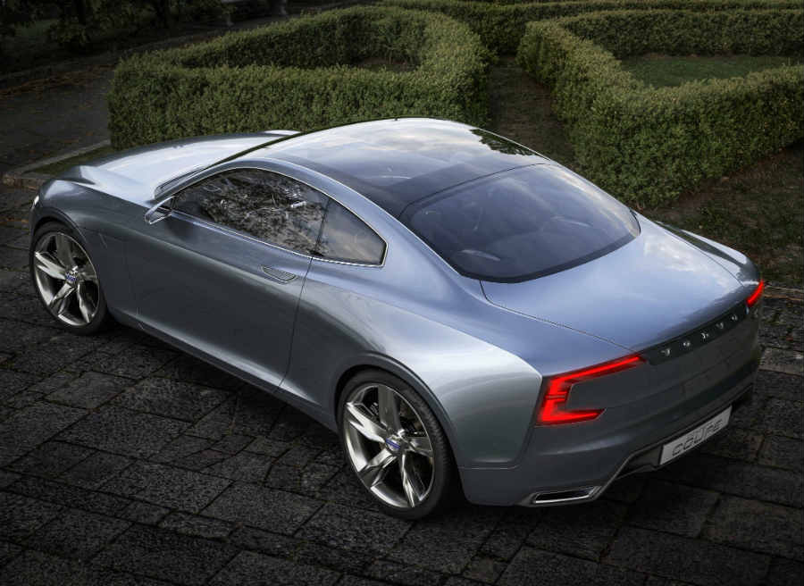 Volvo Concept Coupe El techo de vidrio es uno de los elementos más espectaculares del Volvo Concept Coupé.