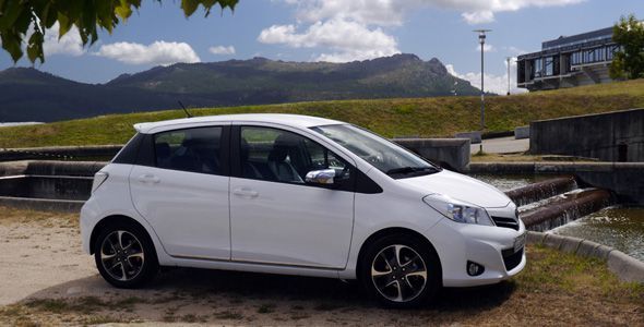 El Toyota Yaris Soho Multidrive 1.3 99 CV 2013, a prueba El Toyota Yaris Soho Multidrive 1.3 99 CV 2013, a prueba