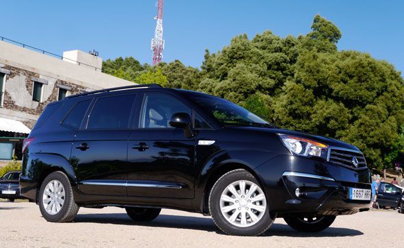 SsangYong Rodius XDi 200 Premium 2WD 2013; lo ponemos a prueba SsangYong Rodius XDi 200 Premium 2WD 2013; lo ponemos a prueba