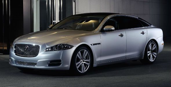 Jaguar renueva el XJ, además de lanzar una versión deportiva XJR Jaguar renueva el XJ, además de lanzar una versión deportiva XJR