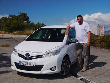 Vídeo prueba del Toyota Yaris Soho 1.3 Multidrive 99 CV 2013 Vídeo prueba del Toyota Yaris Soho 1.3 Multidrive 99 CV 2013