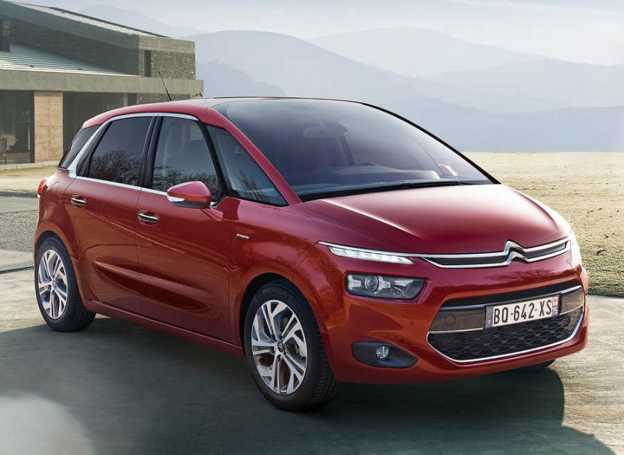 Citroen C4 Picasso El Citroën C4 Picasso, al igual que su hermano mayor, también se beneficia de la tecnología BlueHDi.