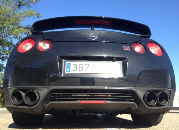 Nissan GTR La zaga del Nissan GT-R es músculo en estado puro.
