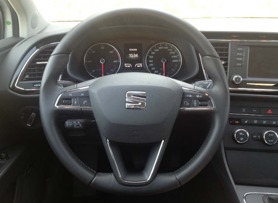 Seat Leon El puesto de conducción del nuevo Seat León nos resultará familiar desde el principio.