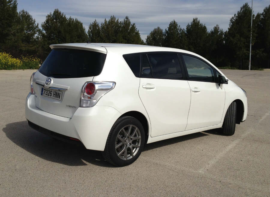 Toyota Verso El Toyota Verso es uno de los monovolúmenes más populares del mercado.