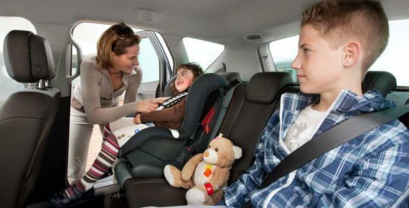 El 27% de las sillitas infantiles suspende en seguridad El 27% de las sillitas infantiles suspende en seguridad