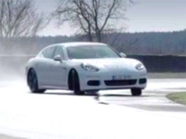 El nuevo Porsche S E-Hybrid híbrido enchufable MY 2013, en vídeo El nuevo Porsche S E-Hybrid híbrido enchufable MY 2013, en vídeo