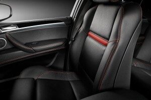 Los asientos de esta edición del BMW X6 cuentan con un cuero Merino especial.