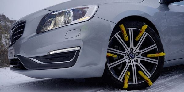 Vídeo montaje cadenas nieve put and go, Pajares, Rubén Fidalgo