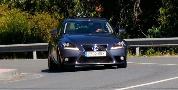 Lexus IS 300h 2013: el coche artista Lexus IS 300h 2013: el coche artista