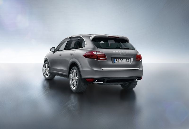 Porsche Cayenne Platinum Edition El Porsche Cayenne Platinum Edition está disponible tanto en diésel como en gasolina.