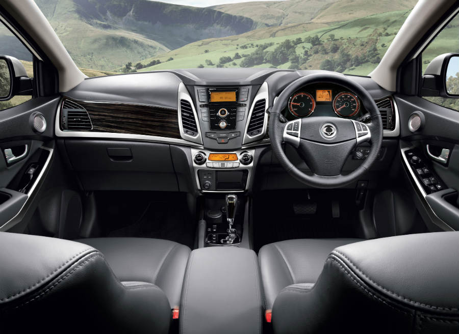 SsangYong Korando El interior del SsangYong Korando se renueva mejorando diseño y materiales.
