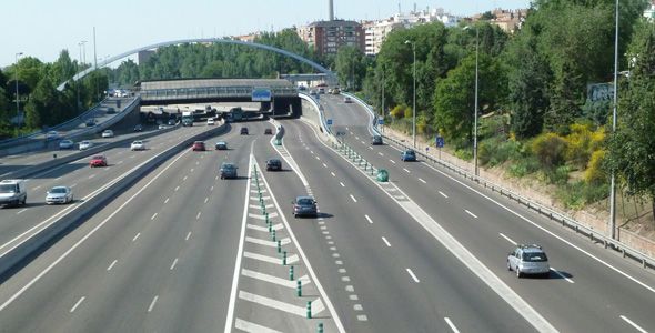 La DGT prevé 5 millones de desplazamientos en el puente de la Constitución La DGT prevé 5 millones de desplazamientos en el puente de la Constitución