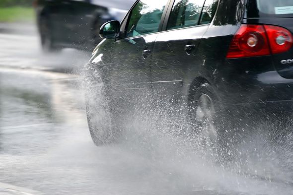 Más de 7.500 accidentes con víctimas cada año por la lluvia Más de 7.500 accidentes con víctimas cada año por la lluvia