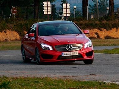 Vídeo prueba del Mercedes CLA 250 AMG Line 211 CV 2013 Vídeo prueba del Mercedes CLA 250 AMG Line 211 CV 2013