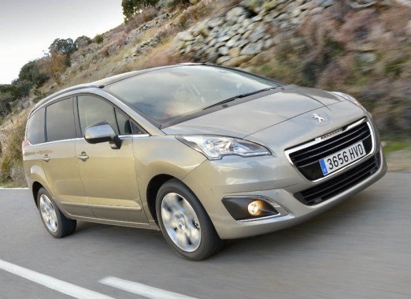 Peugeot 5008 El Peugeot 5008 ha sido el segundo monovolumen de siete plazas más vendido de 2013.
