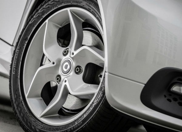 Smart ForTwo Citybeam Las llantas del Smart ForTwo Edition Citybeam tienen un diseño muy agresivo.