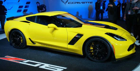 Chevrolet Corvette Z06 y C7.R 2015, presentados en Detroit Chevrolet Corvette Z06 y C7.R 2015, presentados en Detroit