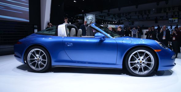 El nuevo Porsche 911 Targa 4 llega en mayo por 125.973 euros El nuevo Porsche 911 Targa 4 llega en mayo por 125.973 euros