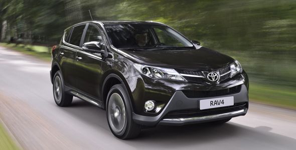 Toyota RAV4 120D, ahora con tracción total Toyota RAV4 120D, ahora con tracción total