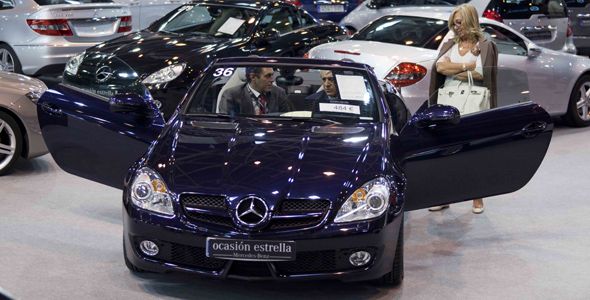 En 2013 se vendieron 2,3 coches usados por cada nuevo En 2013 se vendieron 2,3 coches usados por cada nuevo