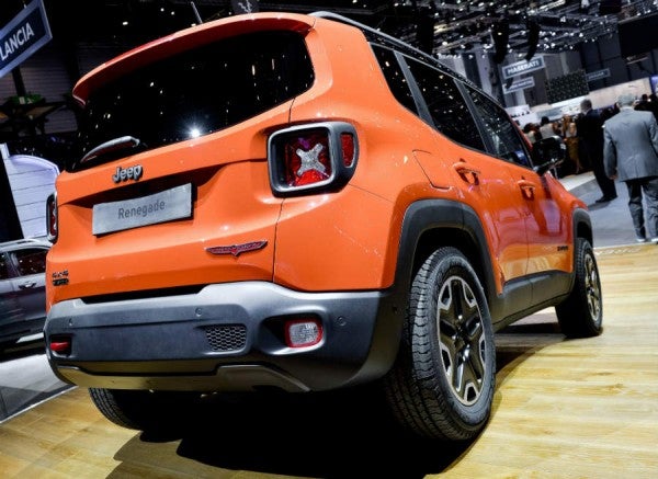 Jeep Renegade El Jeep Renegade llega con la idea de hacerse fuerte en un segmento con mucha competencia.