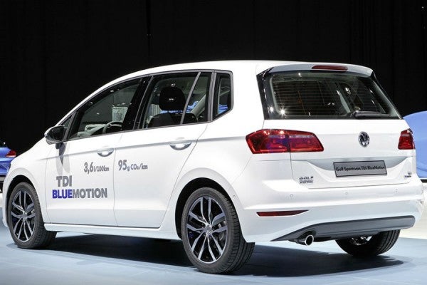 VW Golf Sportsvan Bluemotion El Volkswagen Golf Sportsvan Bluemotion homologa un consumo de combustible de 3,6 l/100 km.