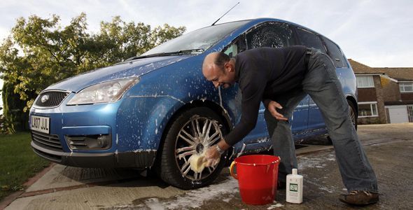 Un coche limpio da la felicidad Un coche limpio da la felicidad