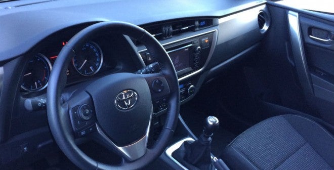 Toyota Auris ST El diseño interior del Toyota Auris ST es bastante sobrio.